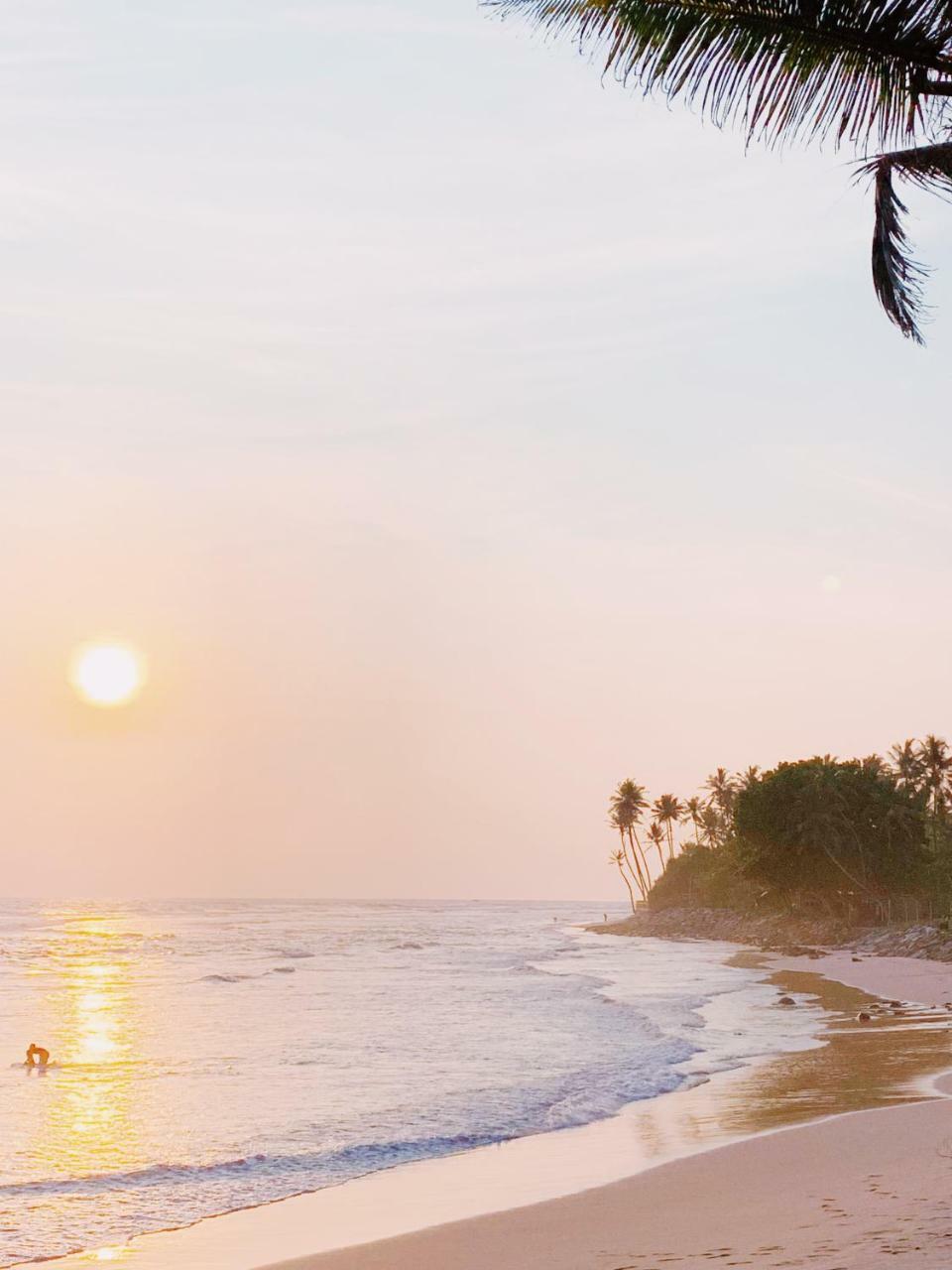 Abode Ahangama Bagian luar foto